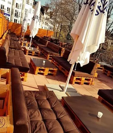 Modernes Ruhige Mit Blick Ins Gruene Apartment