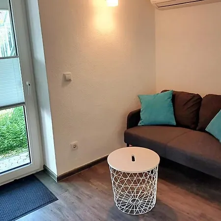 Apartment Modernes Ruhige Mit Blick Ins Gruene Kottenheim