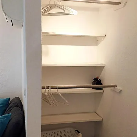 Modernes Ruhige Mit Blick Ins Gruene