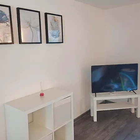 Apartment Modernes Ruhige Mit Blick Ins Gruene