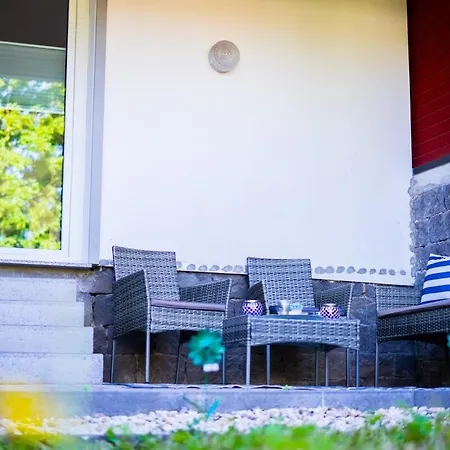 Modernes Ruhige Mit Blick Ins Gruene Apartment