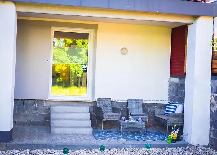 Modernes Ruhige Mit Blick Ins Gruene